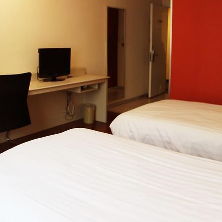 Hanting Express Wuxi Dongjiang Xindong Square Exteriör bild